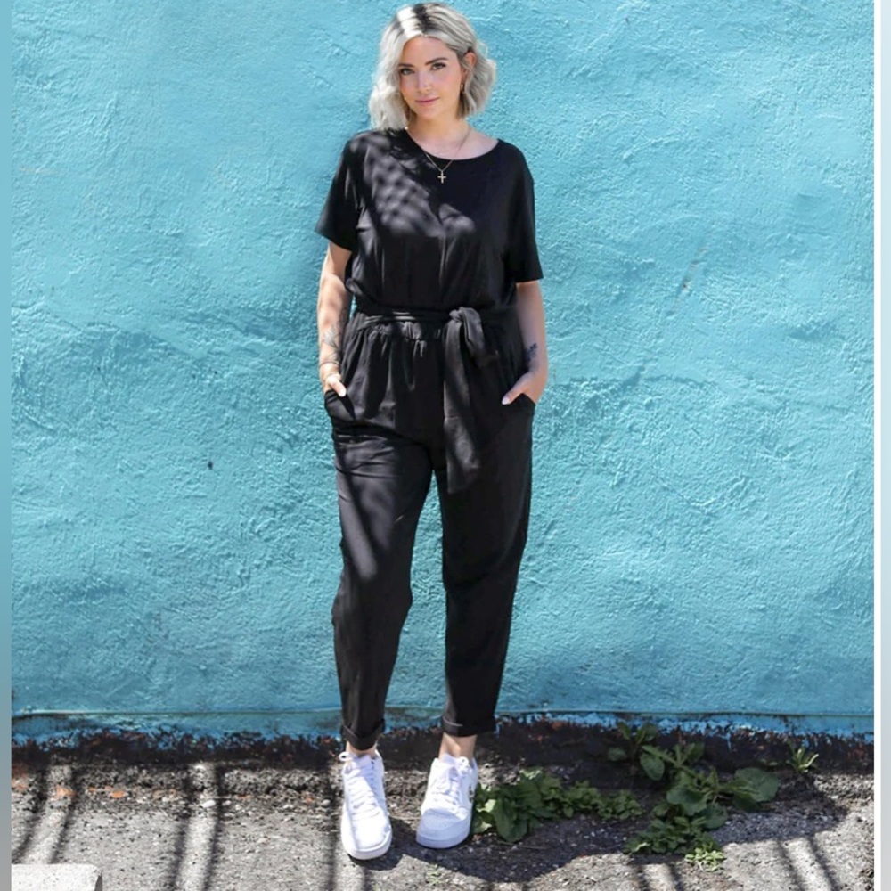 S+T x THE BIRDS PAPAYA - JEMMA ROMPER IN MIDNIGHT BLACK - Size Large